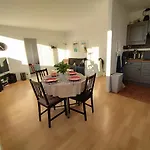 Charming 50M² Flat In Montparnasse, Quiet & Bright